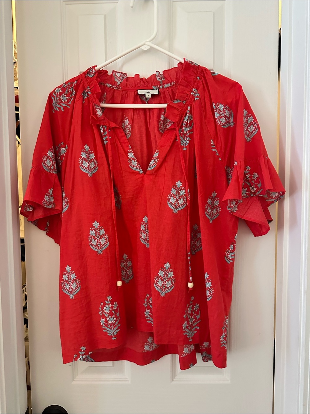Tuckernuck women’s red Floral Tie-Neck Peasant Top size large